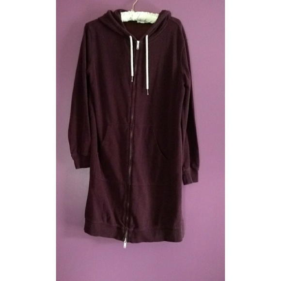 Garage Tops - Garage maroon long hoodie sweatshirt m/l women's